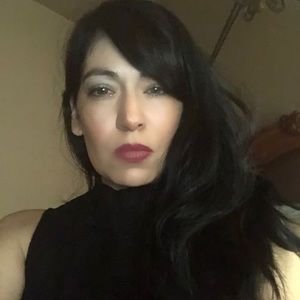 Meet your Posher, Omisa